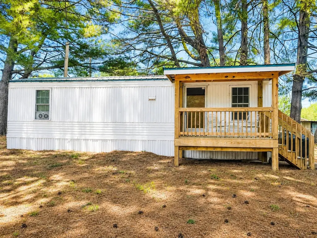 30 Roberts Dr