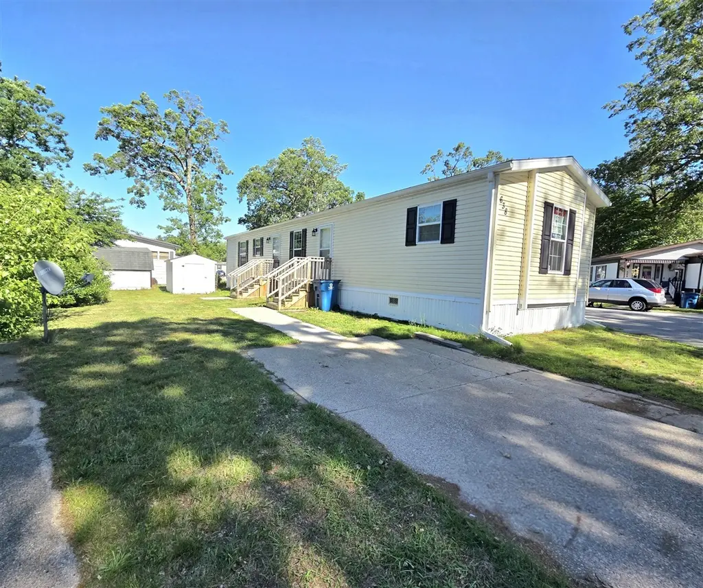 638 Courtland Ln