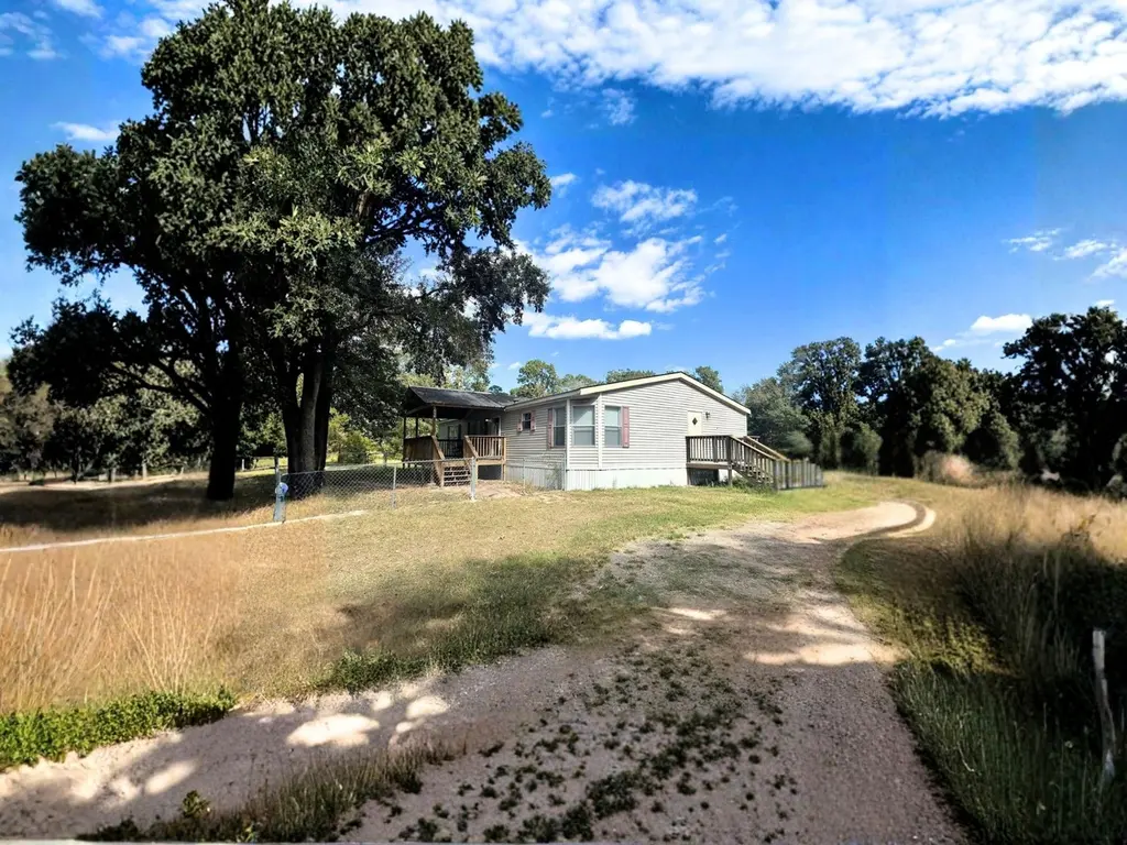 772 County Road 2191