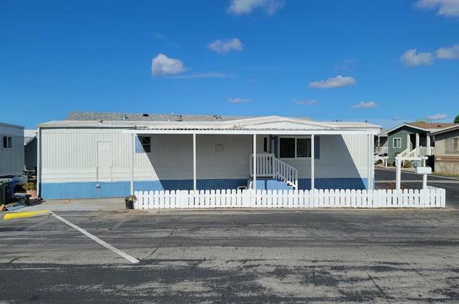 2178 Thrush Ave Unit J