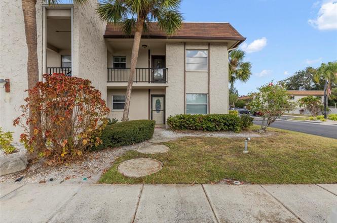 2750 E Bay Dr Unit 15E