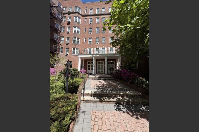 511 W 232nd St Unit E66