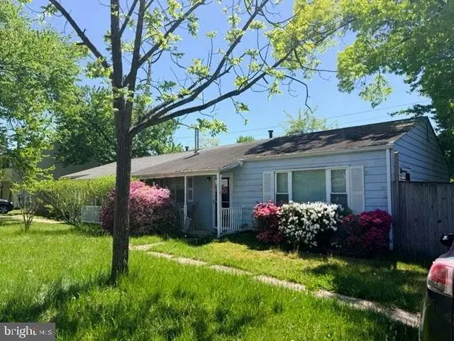1073 Kings Rd