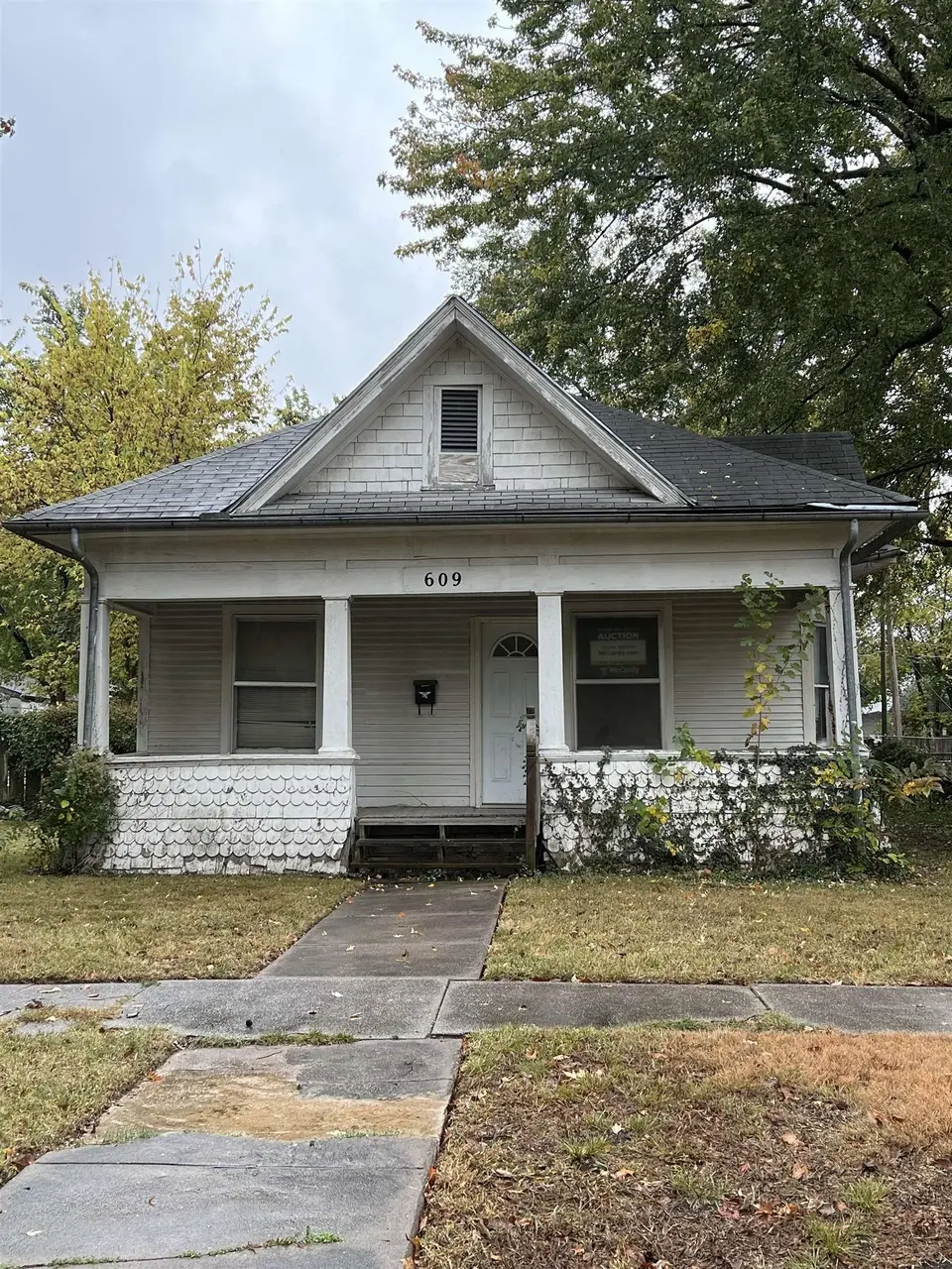 609 E 13th