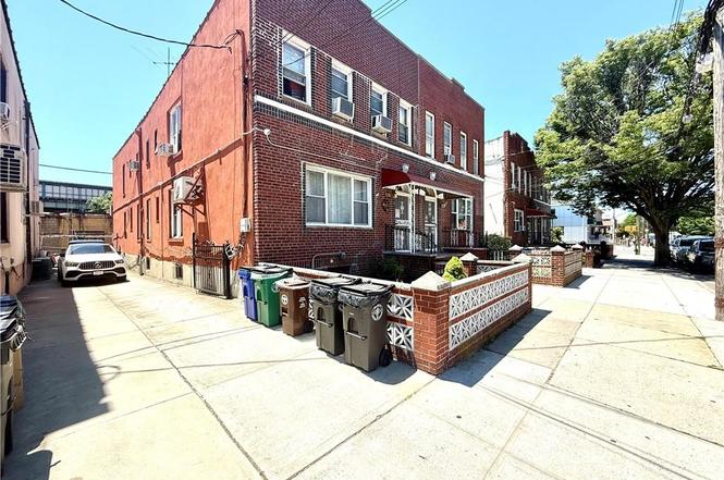 2510 85th St