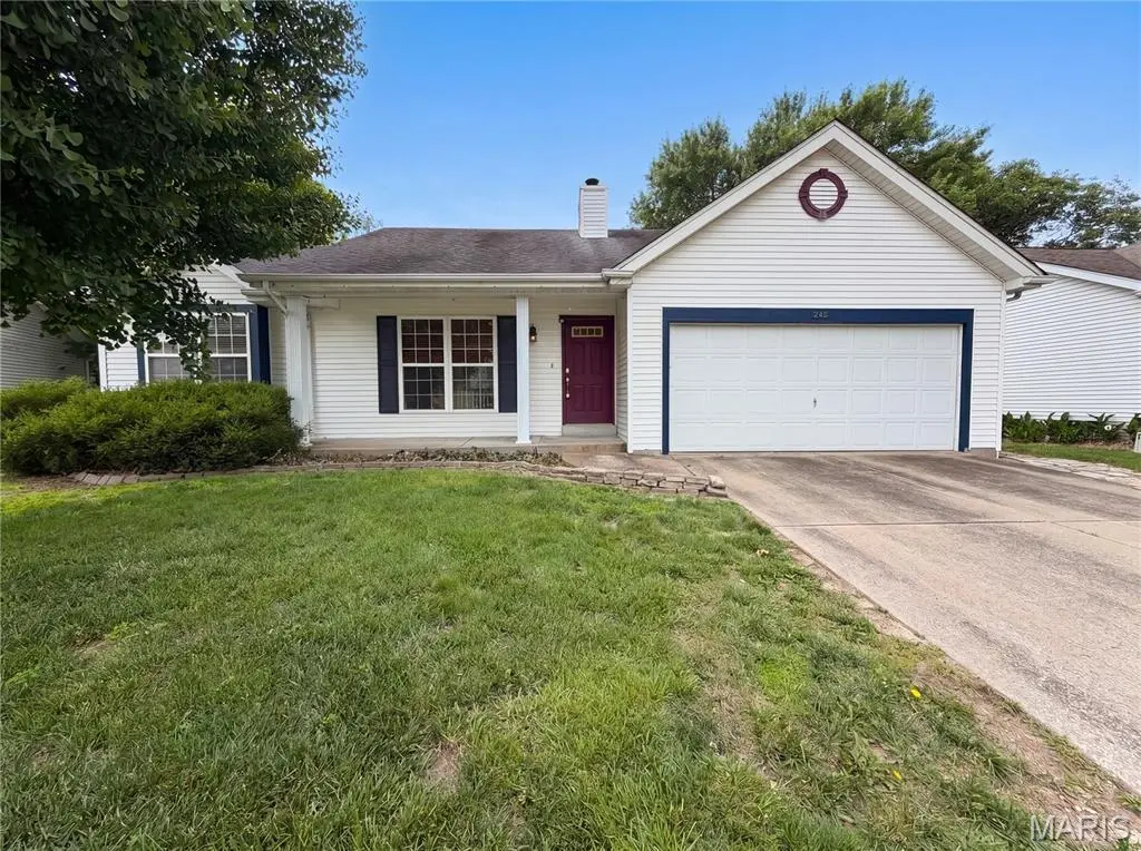 246 Royalltrail Ln