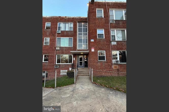 428 Ridge Rd SE #205