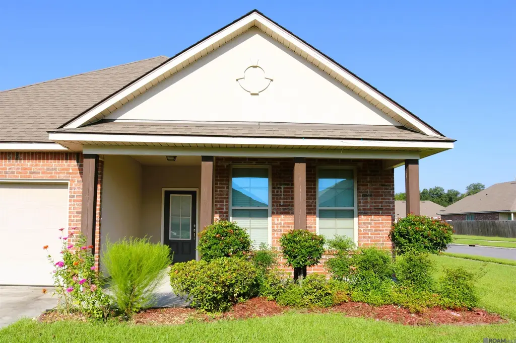 7569 Cherrybark Oak Dr
