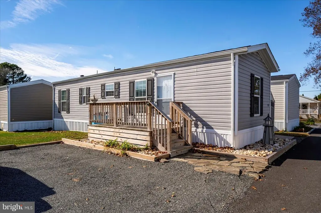 12346 Old Brg #152