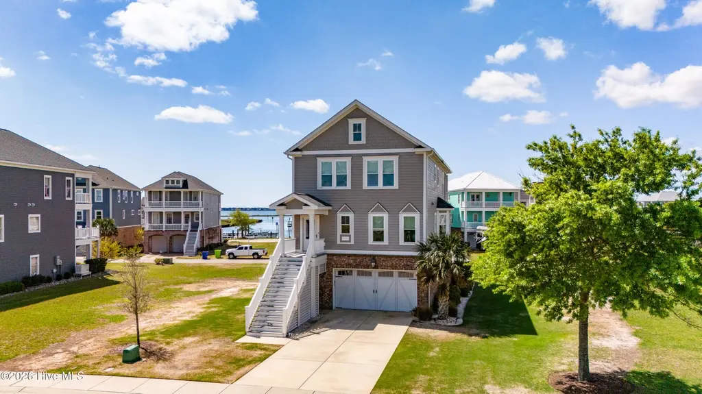 526 Cannonsgate Dr
