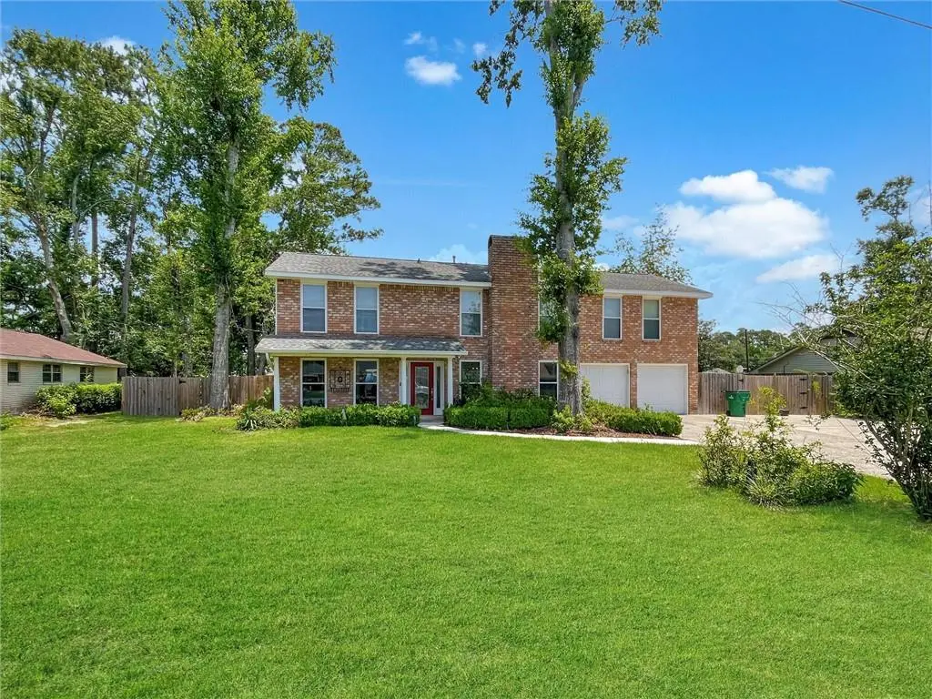 3566 Walter Dr
