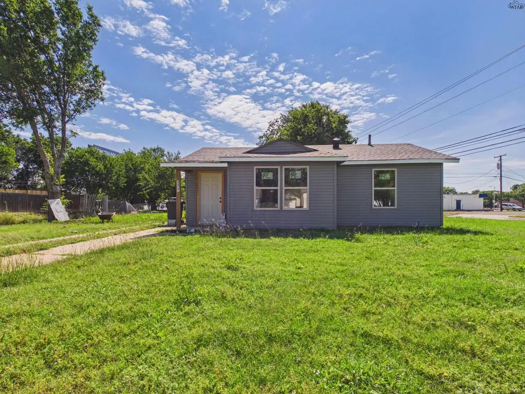 3317 Buchanan St