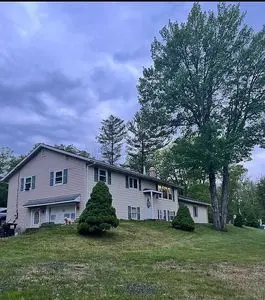 9 Crest Dr