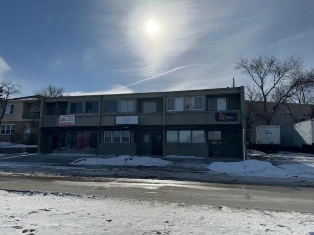 9913 W Lisbon Ave Unit 9915, 9917, 9919
