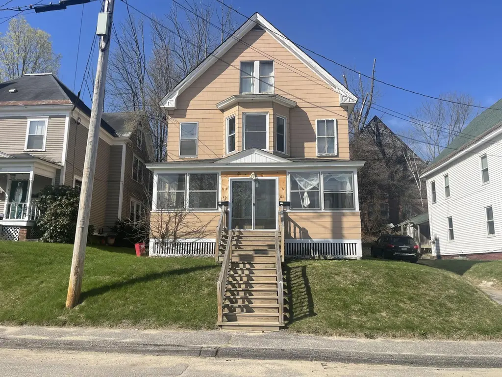61 Washington St
