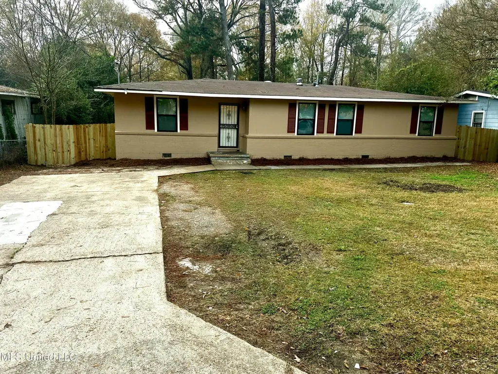 359 Cummins St