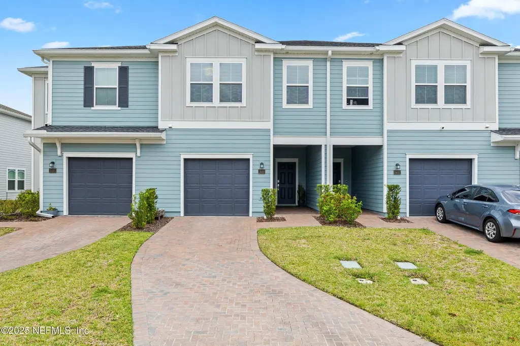 61 Bramble Ct