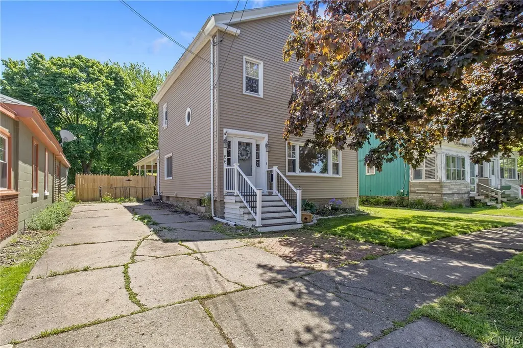 66 W Albany St
