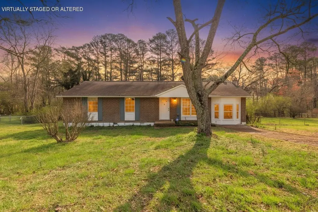395 Wisteria Rd