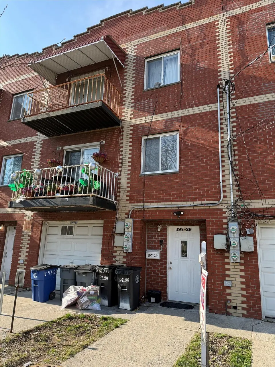 197-29 Hiawatha Ave