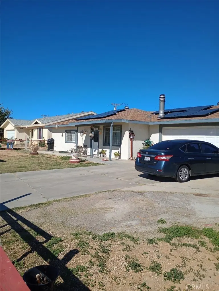 8413 Greenwood