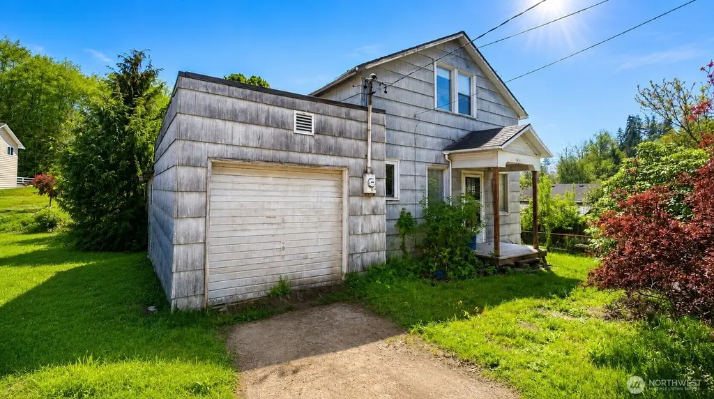 2323 Victory Way