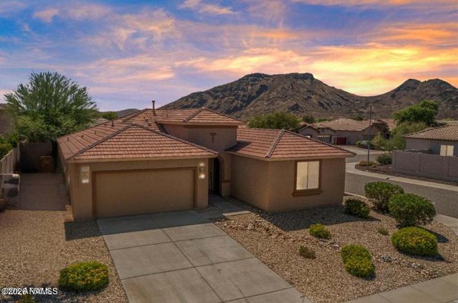 5511 W Desperado Way