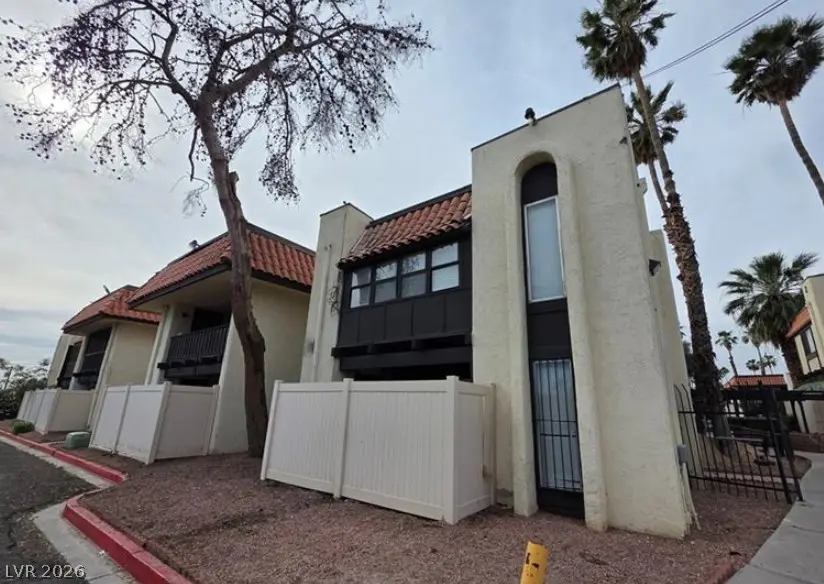 1440 Vegas Valley Dr #8