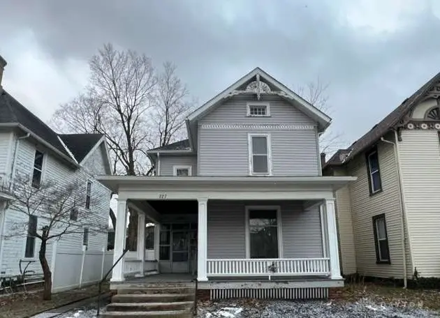 227 N Main St