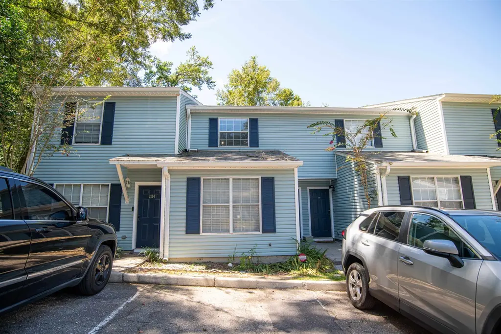 2186 N Timberwood Cir