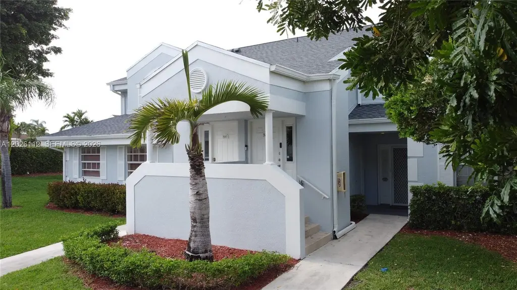 2604 SE 19th Ct Unit 202-A