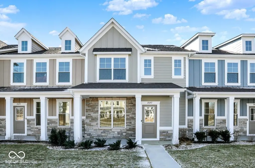 2647 Marjorie Ln