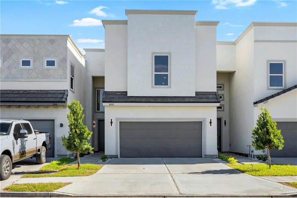 2203 Dorado Dr