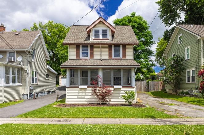 217 W Elm St