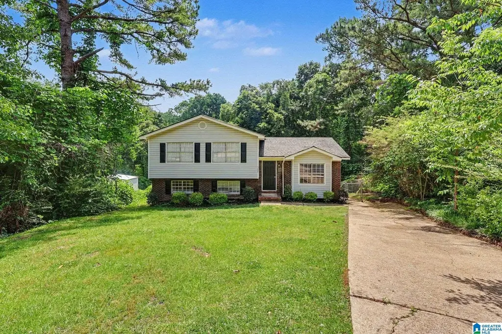 5205 Mike Dr