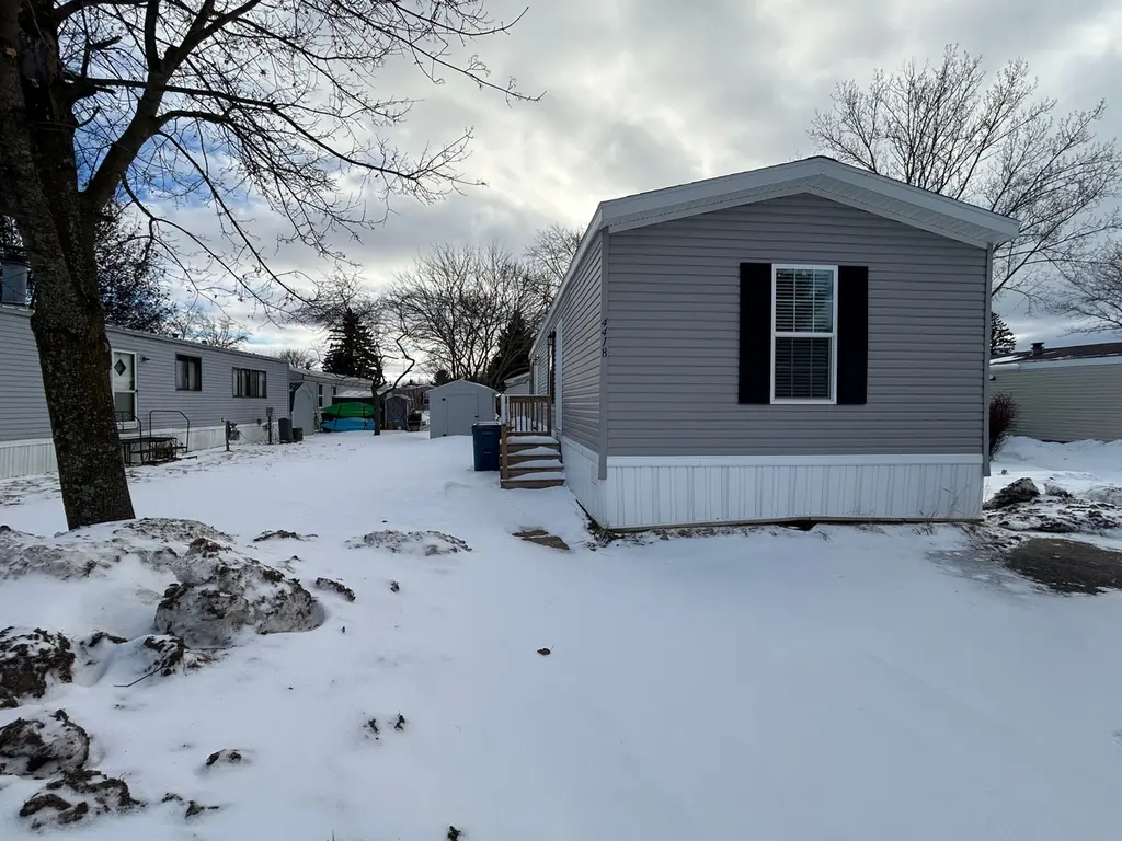 2 Bed 2 Bath Single Section Plan