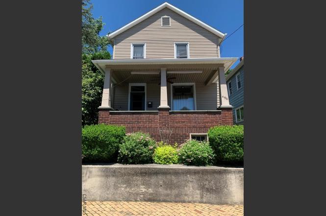496 First St