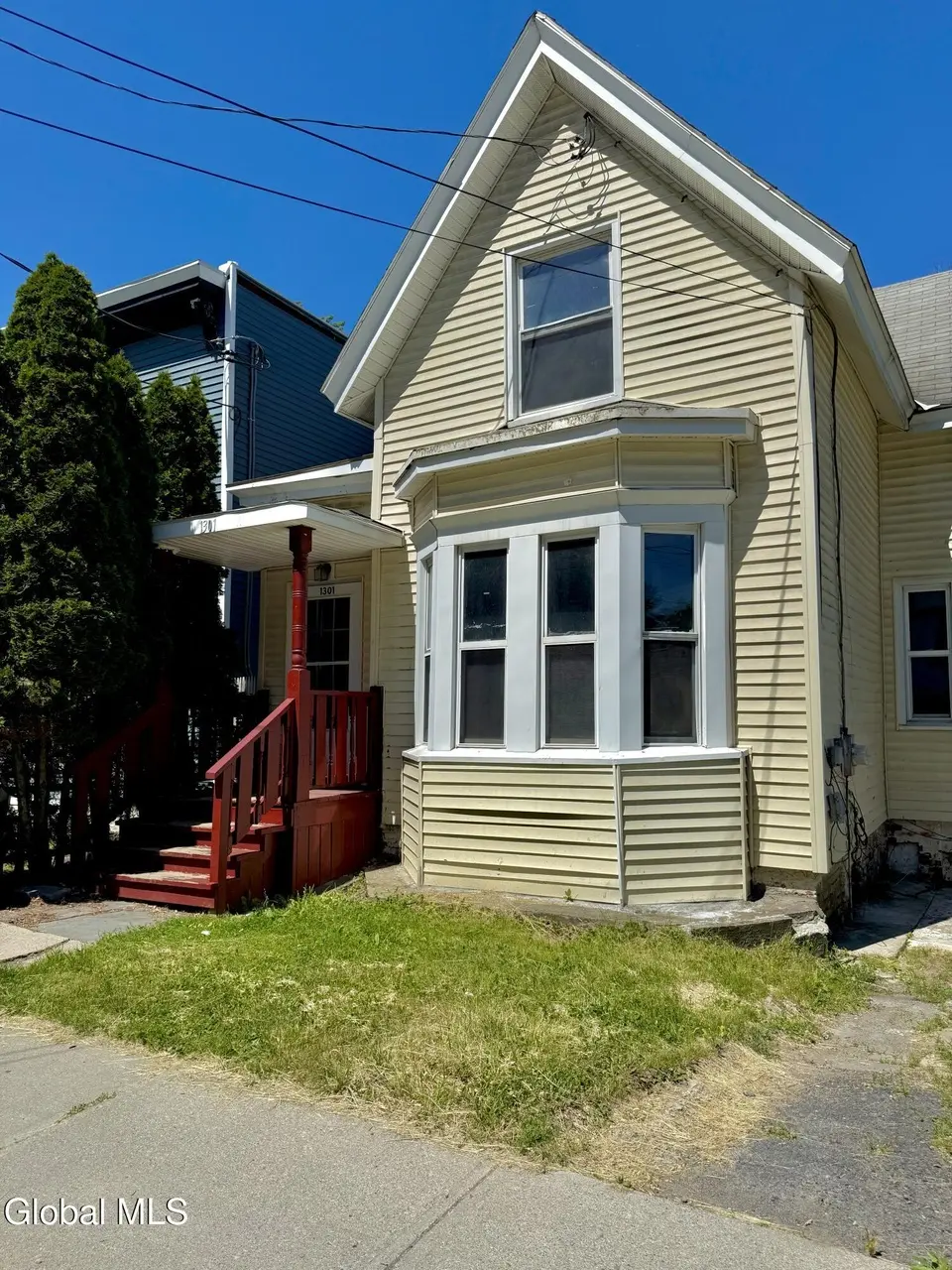 1301 Broadway