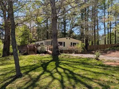 63 Sunnybrook Ln