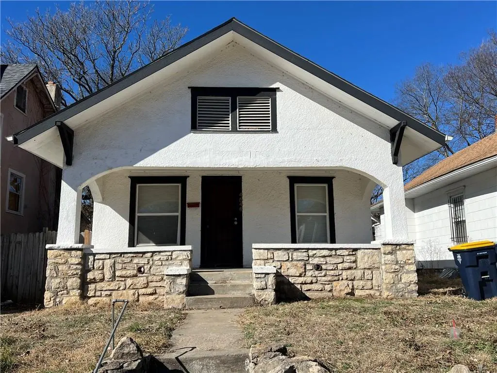 4546 S Benton Ave