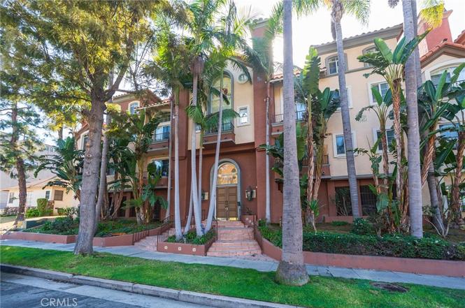 7100 La Tijera Blvd