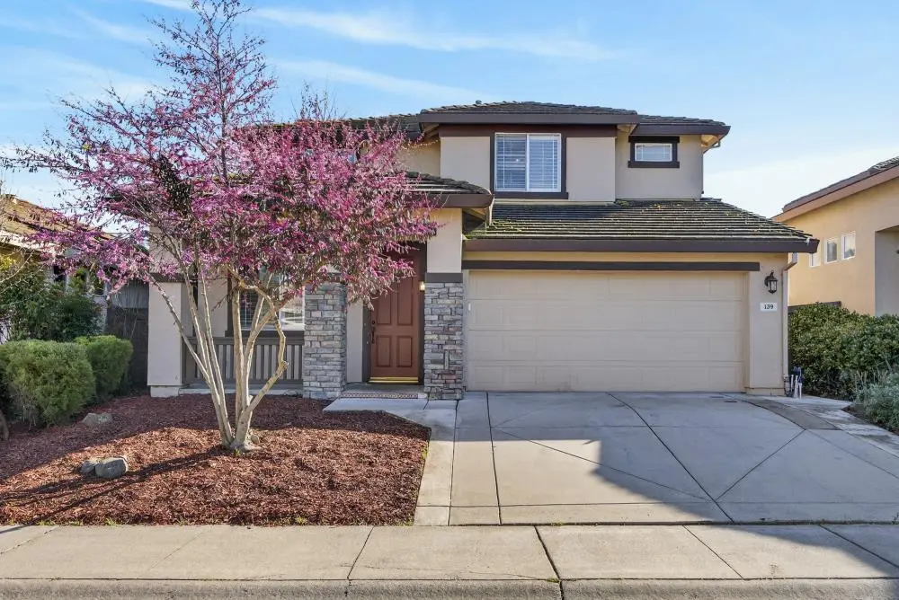 139 Ainger Cir
