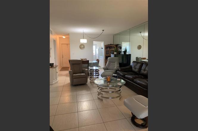 2751 Golf Blvd #2028