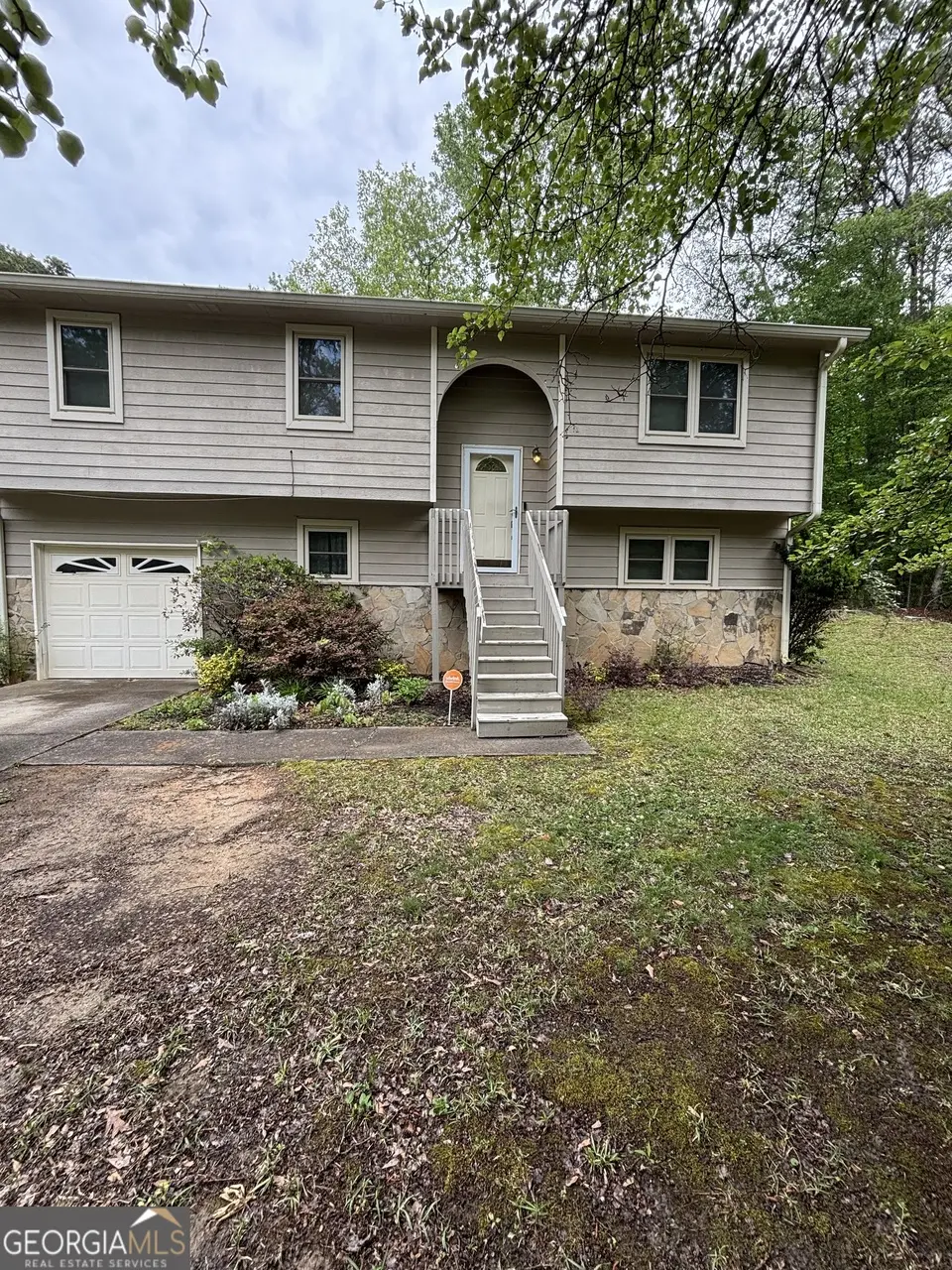 6770 Peppermill Ln