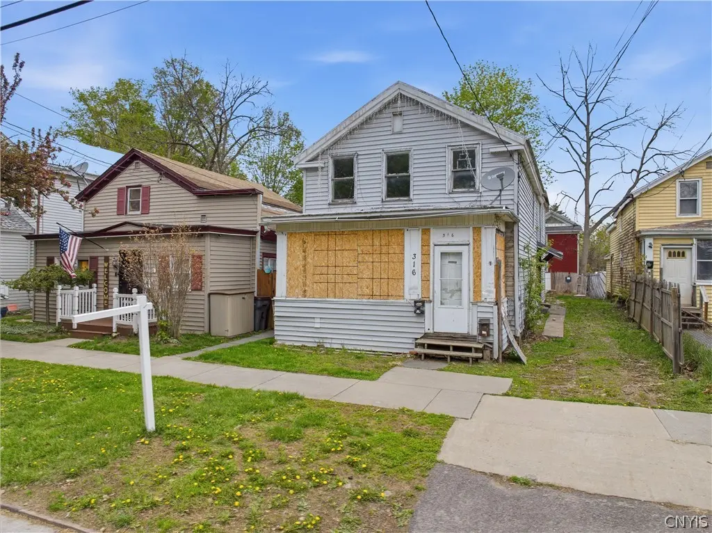 316 W Thomas St