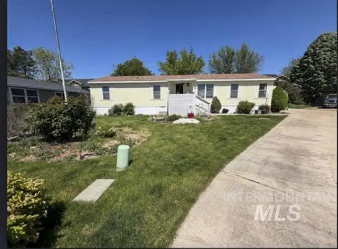 11228 W Azure Ln
