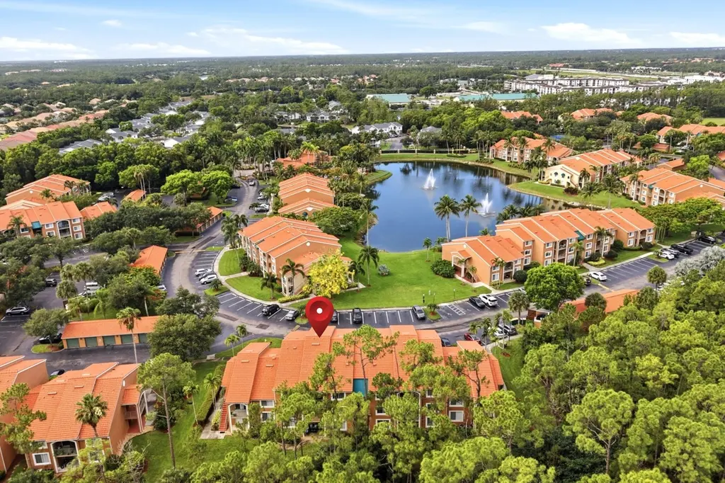 1240 Wildwood Lakes Blvd #105