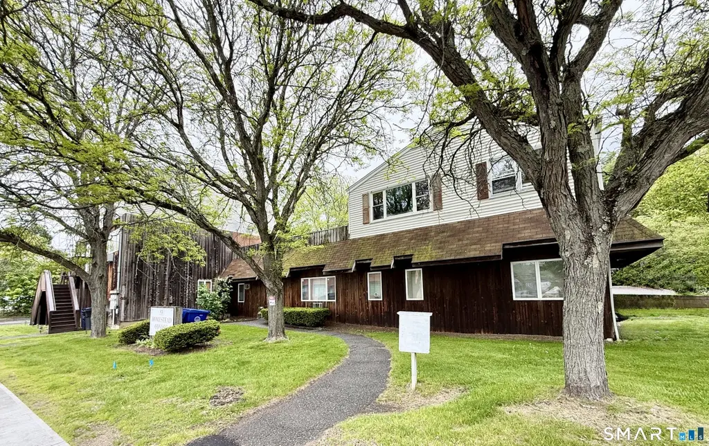 53 Harwinton Ave #3