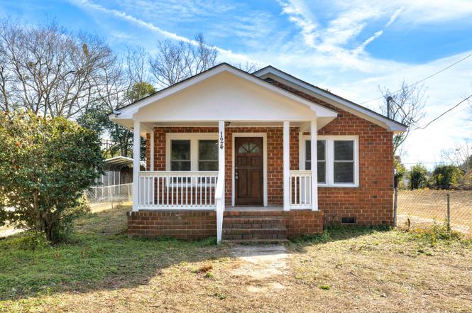 124 (126) Carver St