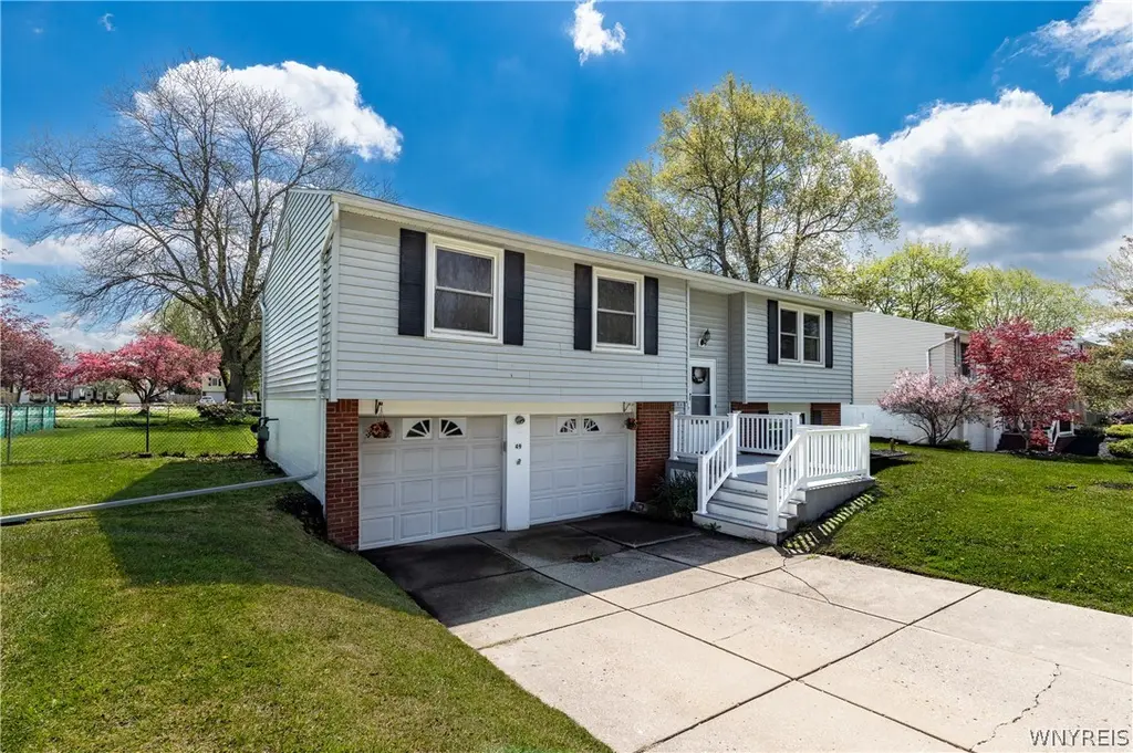 49 Paul Dr